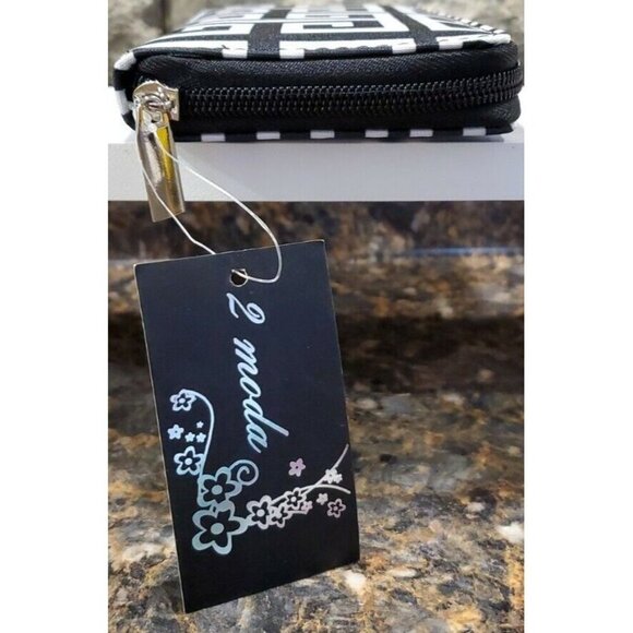 Moda Wallet New with Tags Black and White - Picture 4 of 4